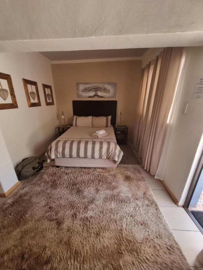 אליוואל נורת' Sondela Bed & Breakfast מראה חיצוני תמונה