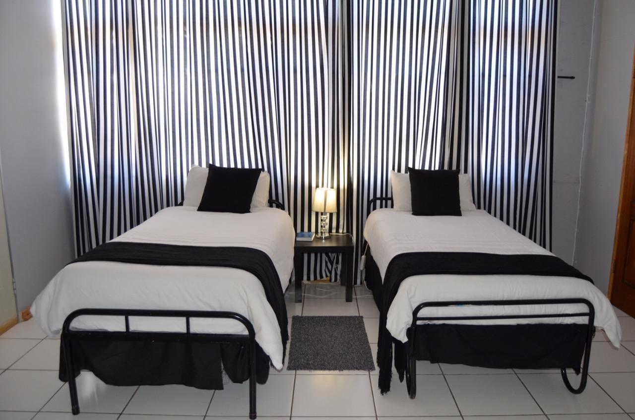 אליוואל נורת' Sondela Bed & Breakfast מראה חיצוני תמונה