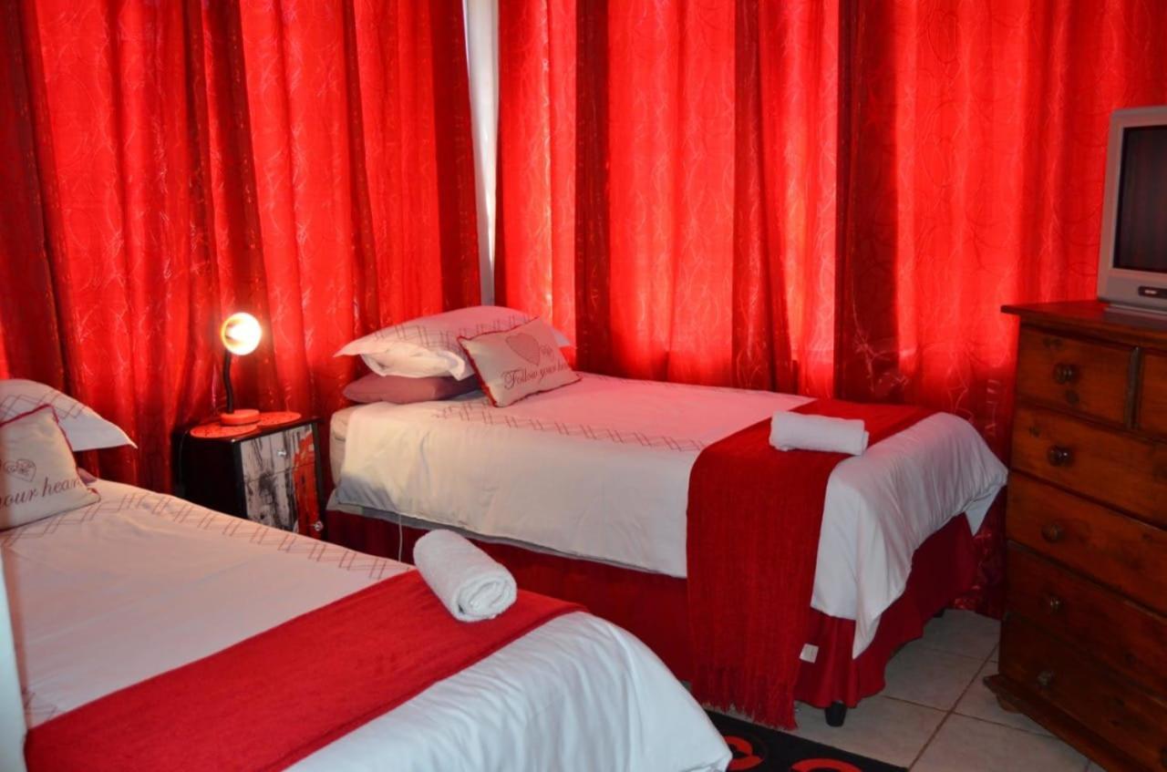 אליוואל נורת' Sondela Bed & Breakfast מראה חיצוני תמונה